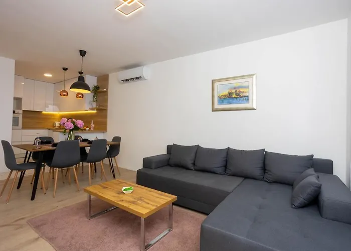 Miranda\'S Place